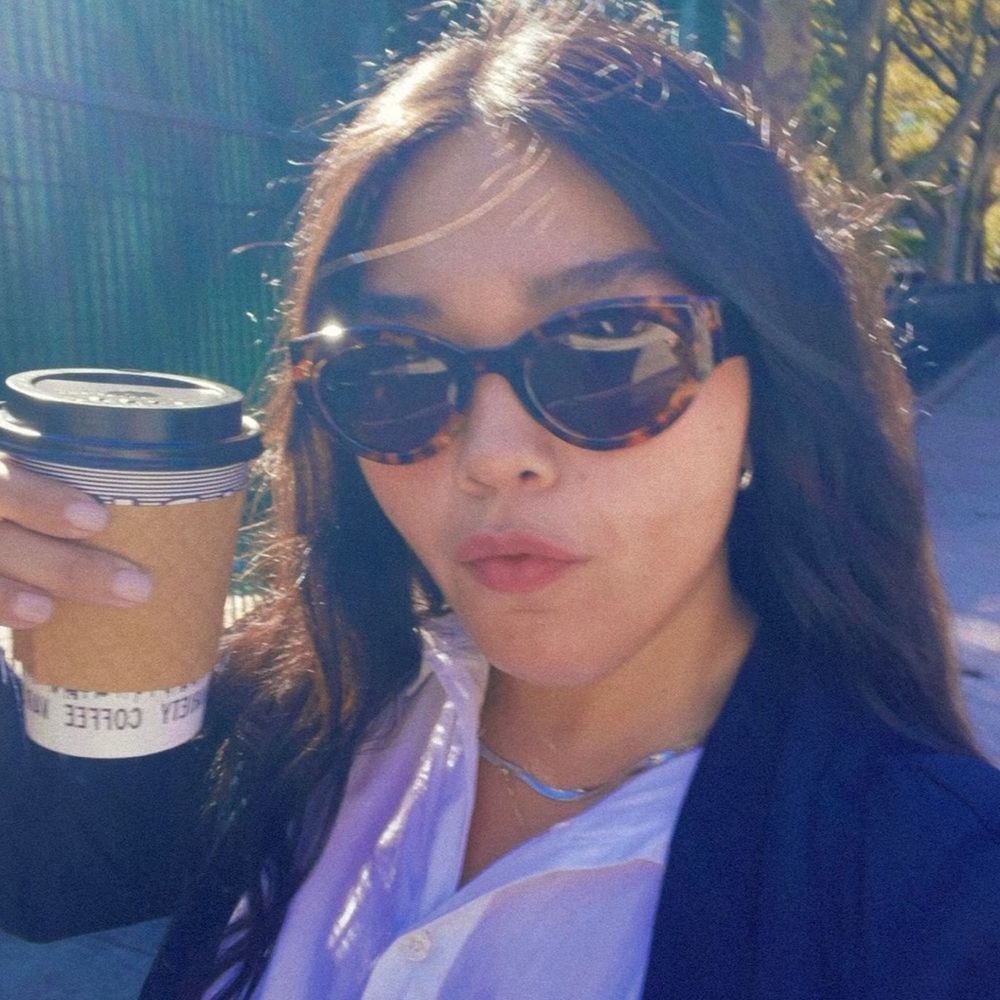 Meet your Posher, Lily